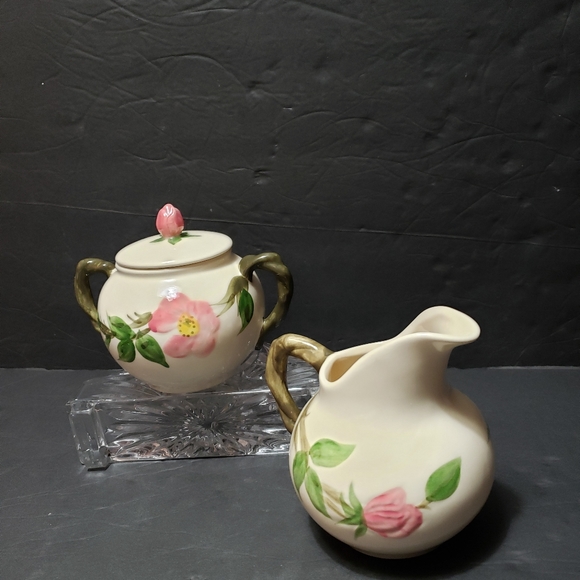 Vintage FRANCISCAN "Desert Rose" Creamer & Sugar Bowl Set - Picture 2 of 12